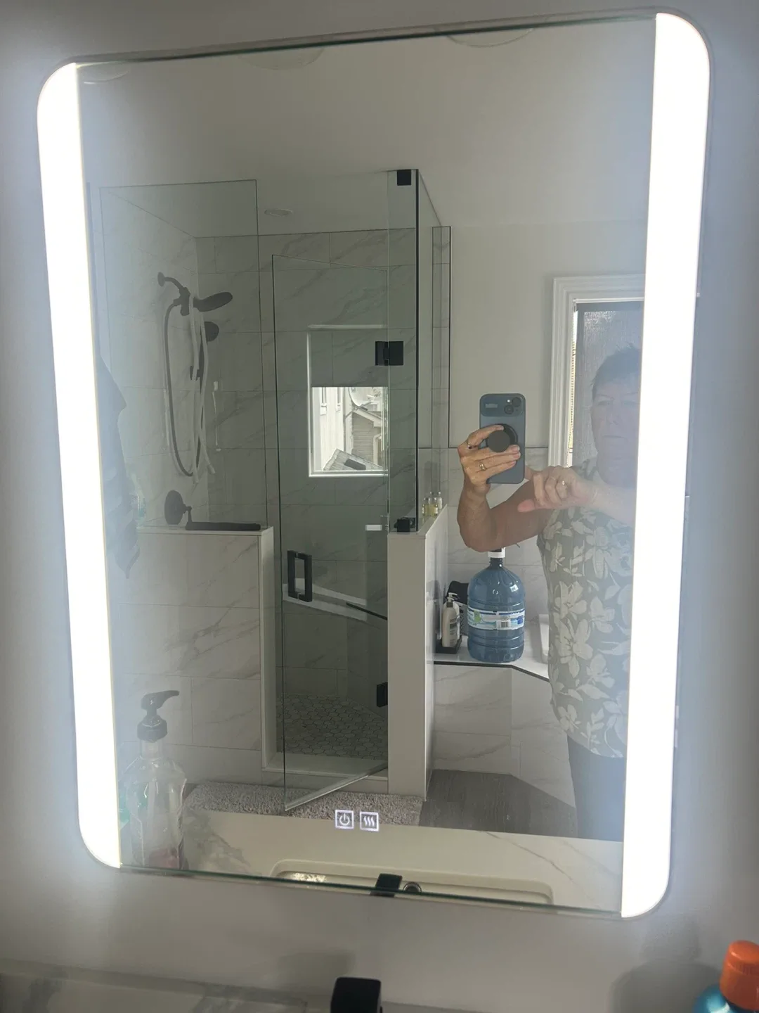 🥕Artika Onyx Anti-Fog LED Wall Mirror - New in Box! image indicator(6)