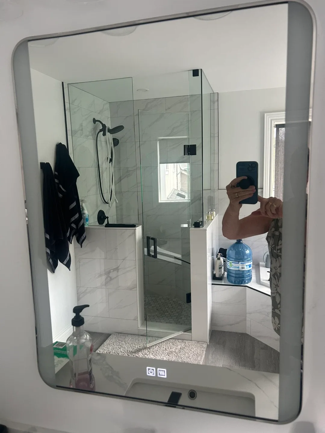 🥕Artika Onyx Anti-Fog LED Wall Mirror - New in Box! image indicator(5)