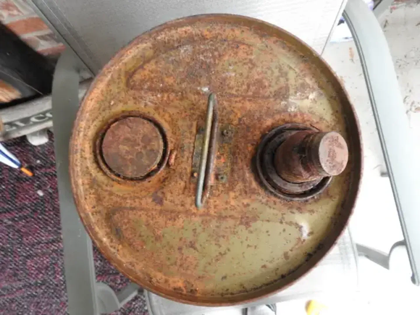 Vintage Gulf Oil Drum - 5 Gallons image indicator(3)