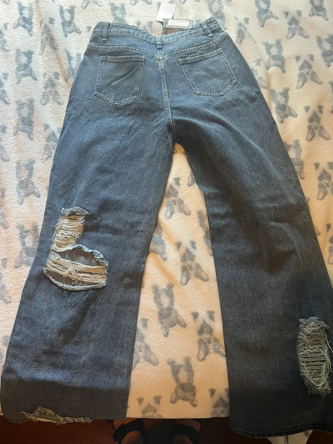 Pretty Little Thing Ripped Wide Leg Jeans image indicator(2)