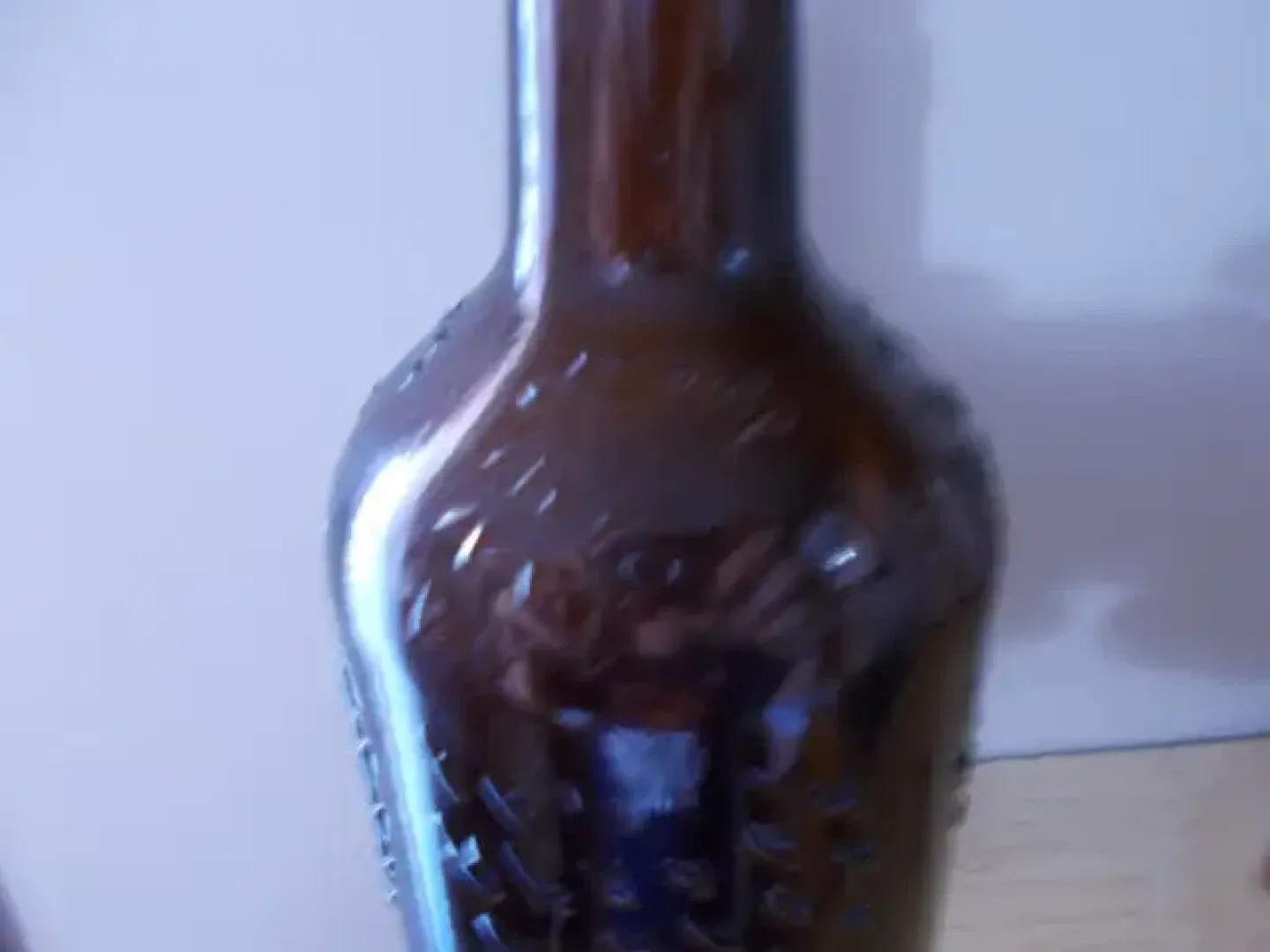 Rare Vintage Eagle Brewery Bottle image indicator(3)