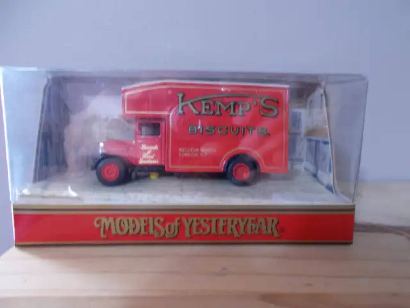 Matchbox Models of Yesteryear Y-31 1931 Morris Courier