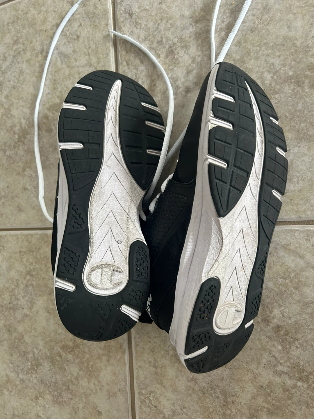 🥕Champion Black Sneakers - Size 10W - photo 2