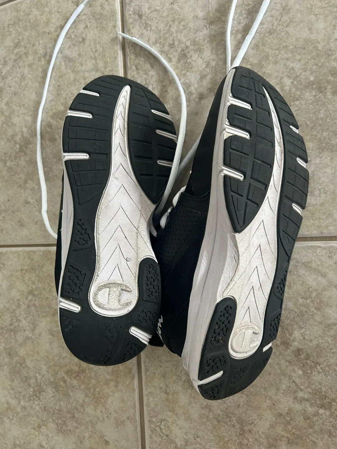 🥕Champion Black Sneakers - Size 10W image indicator(2)