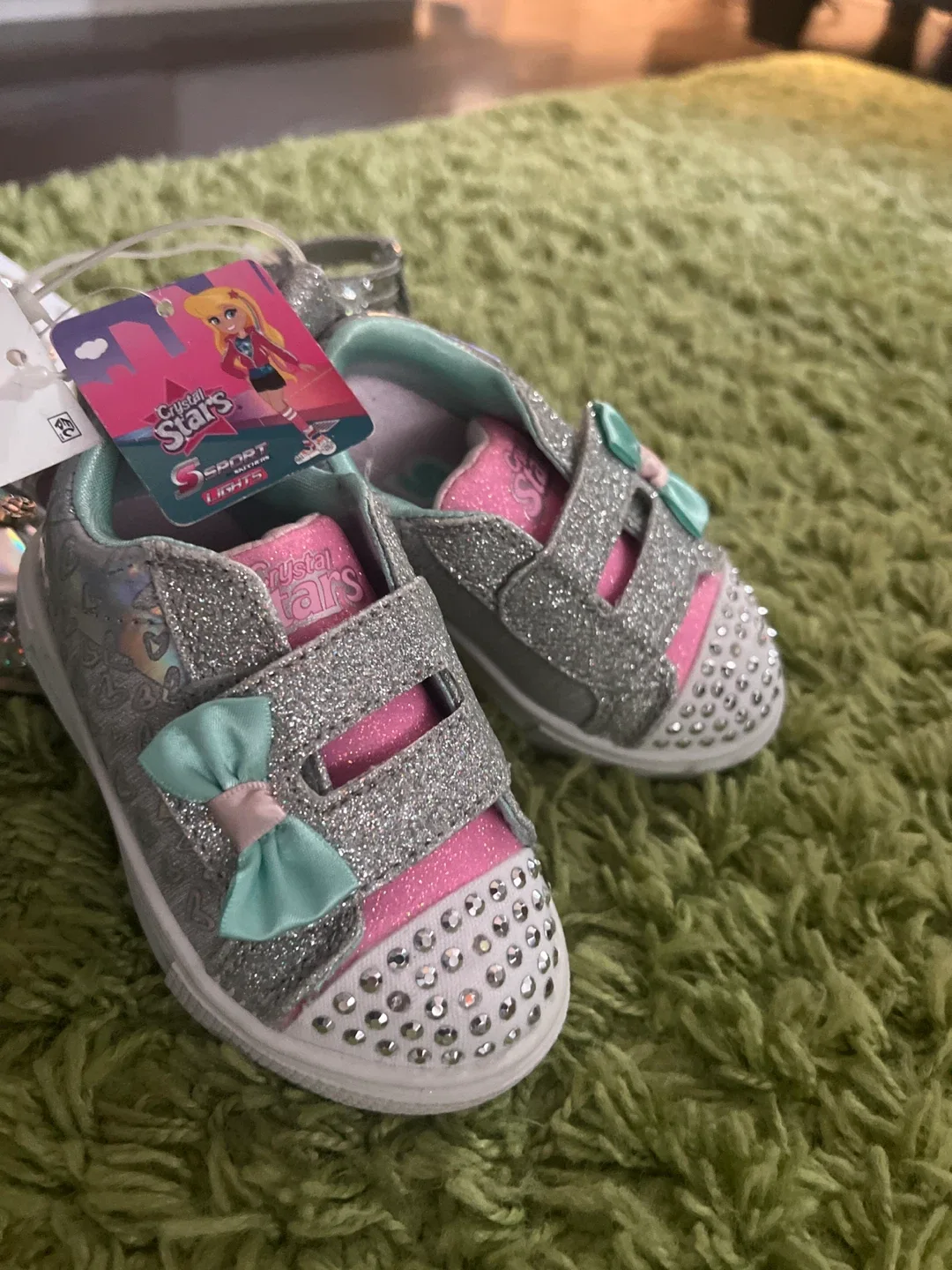 Skechers Crystal Stars Light-Up Shoes - Size 9 Toddler - New! image indicator(2)