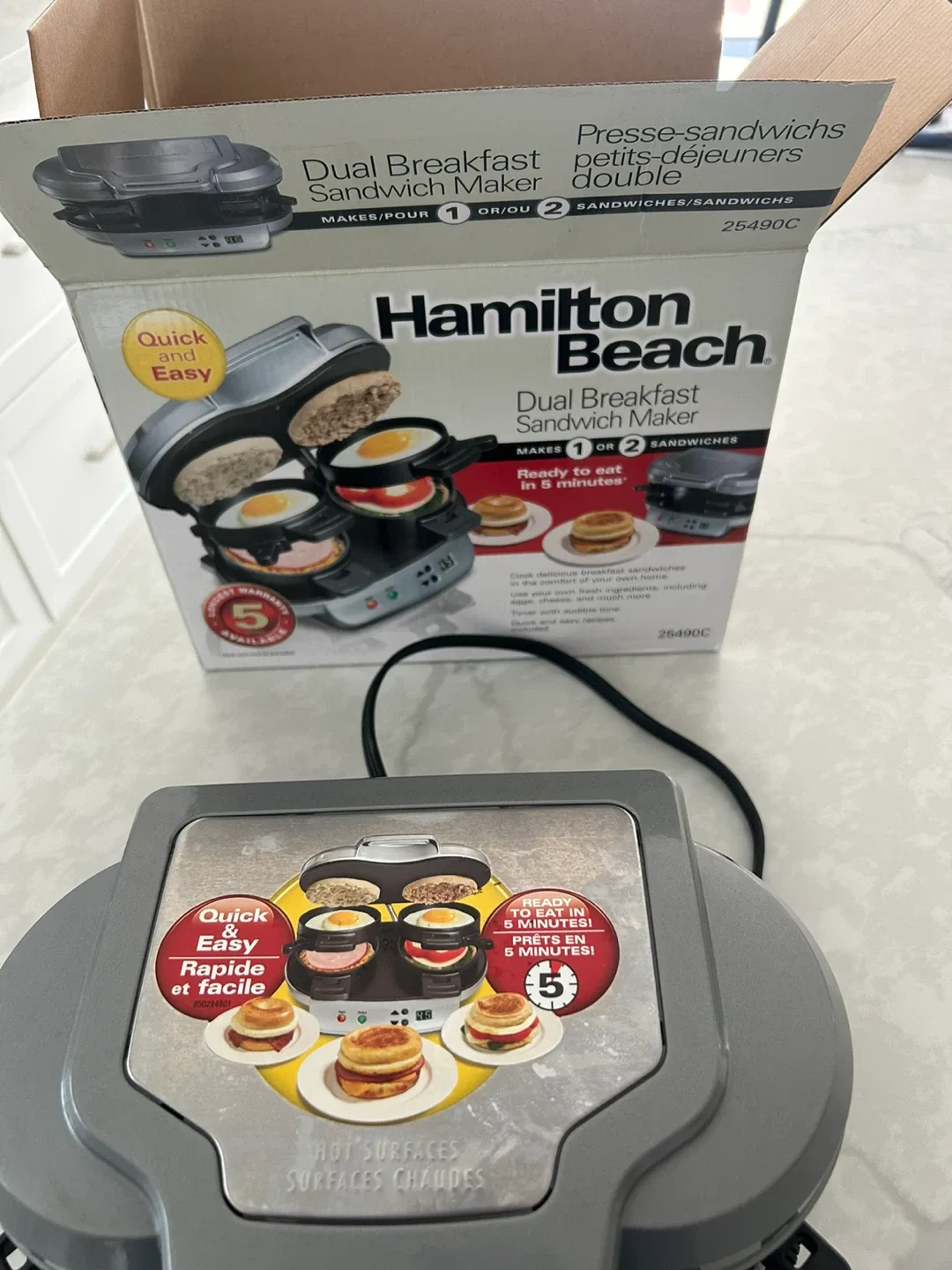 Hamilton Beach Dual Breakfast Sandwich Maker thumbnail