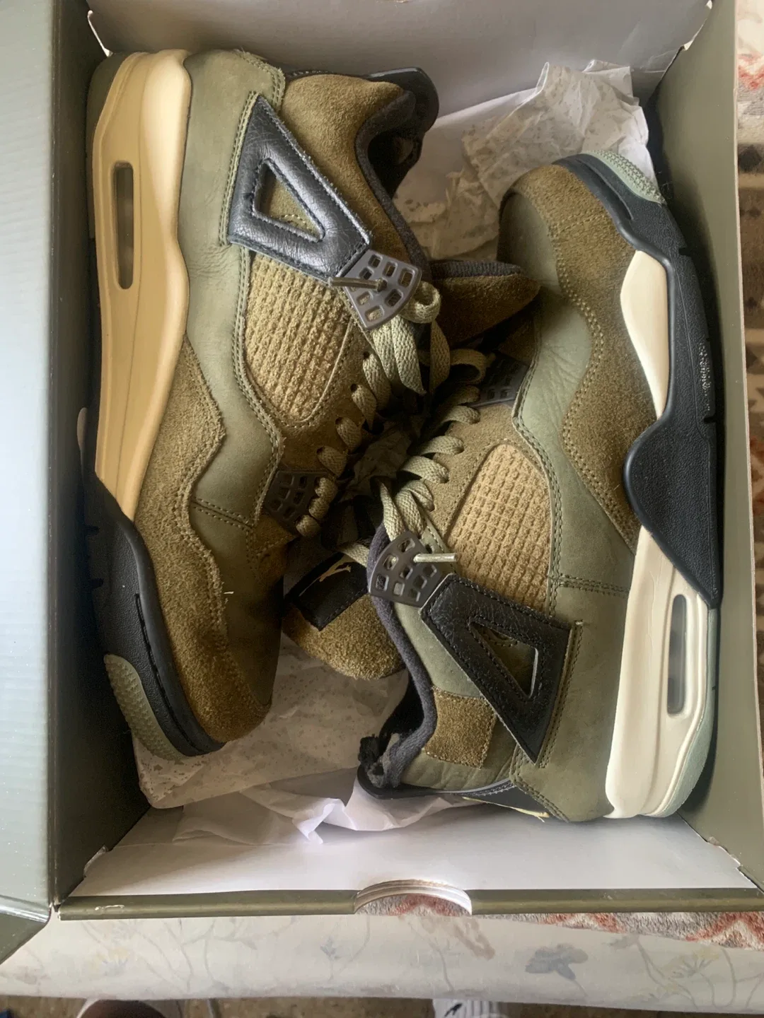 Jordan 4 Retro SE Craft Olive Size 10.5 image indicator(8)
