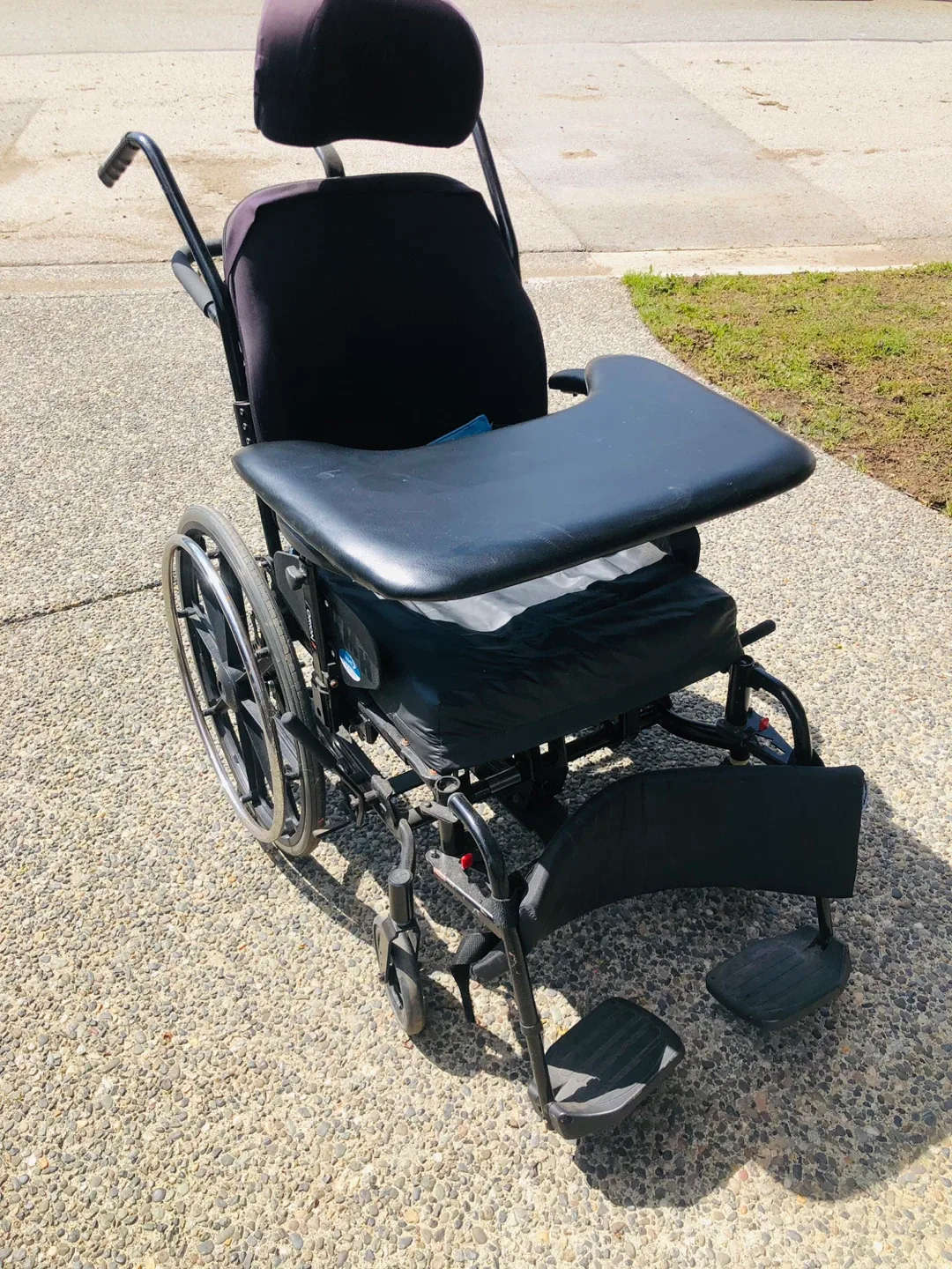 Future Mobility Orion II Wheelchair image indicator(2)