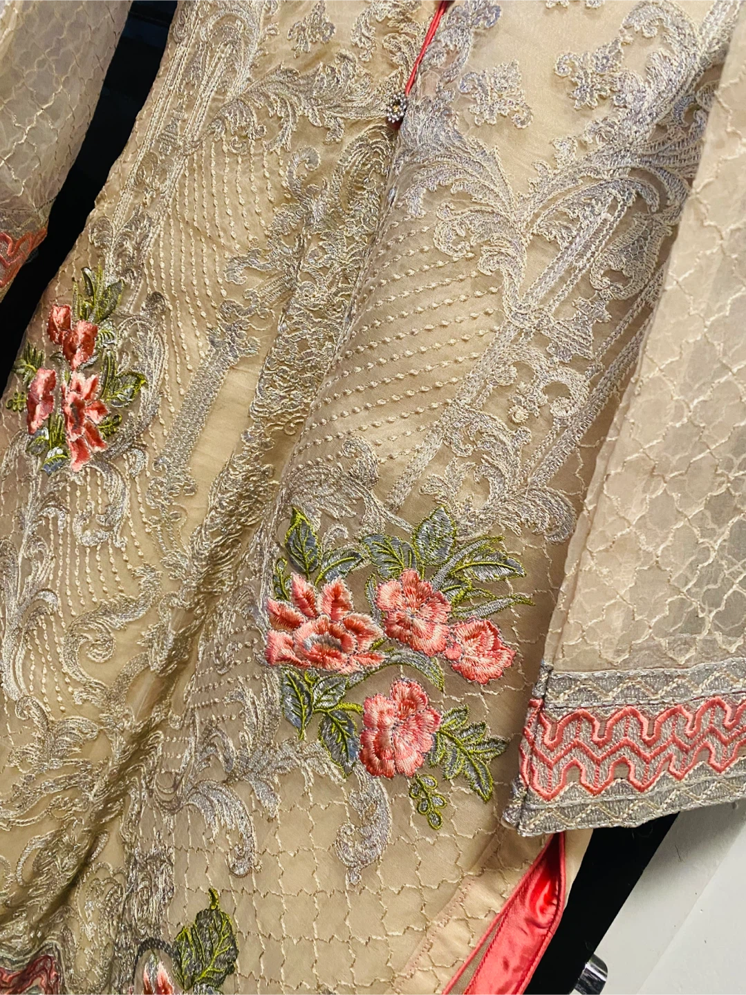 Karma Beige Embroidered Salwar Kameez - Medium - photo 2