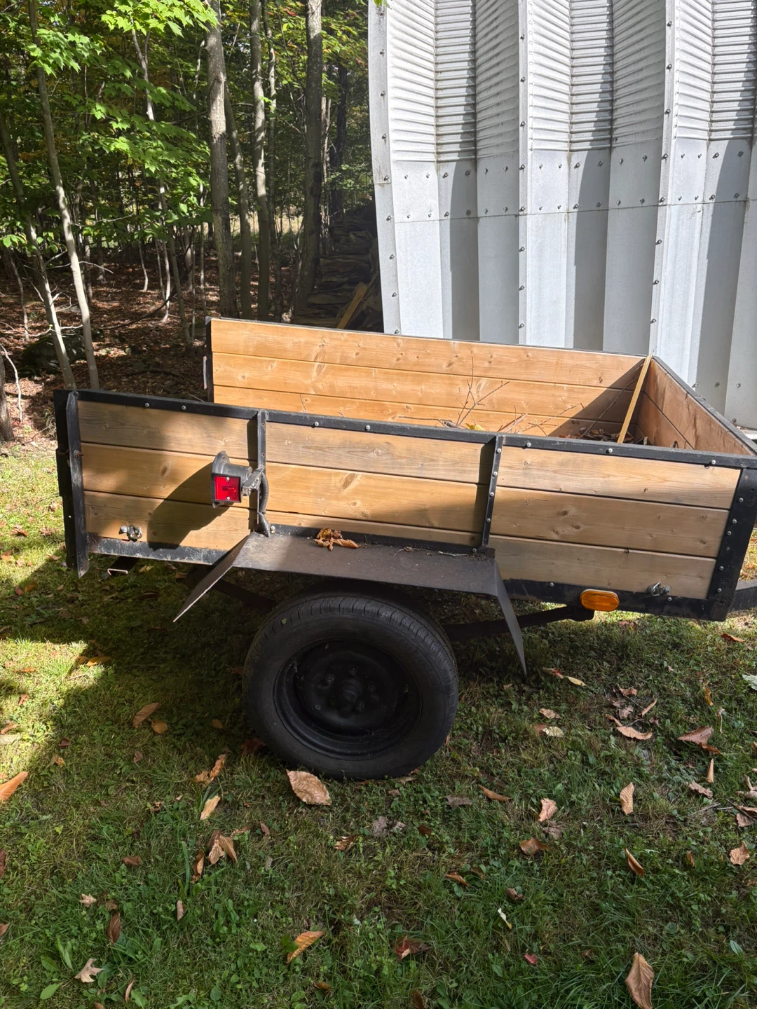 Utility Trailer - photo 2