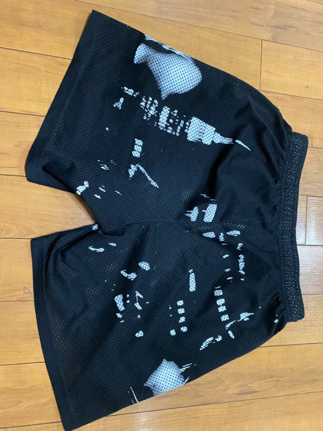 nyc black eric emanuel shorts - photo 2