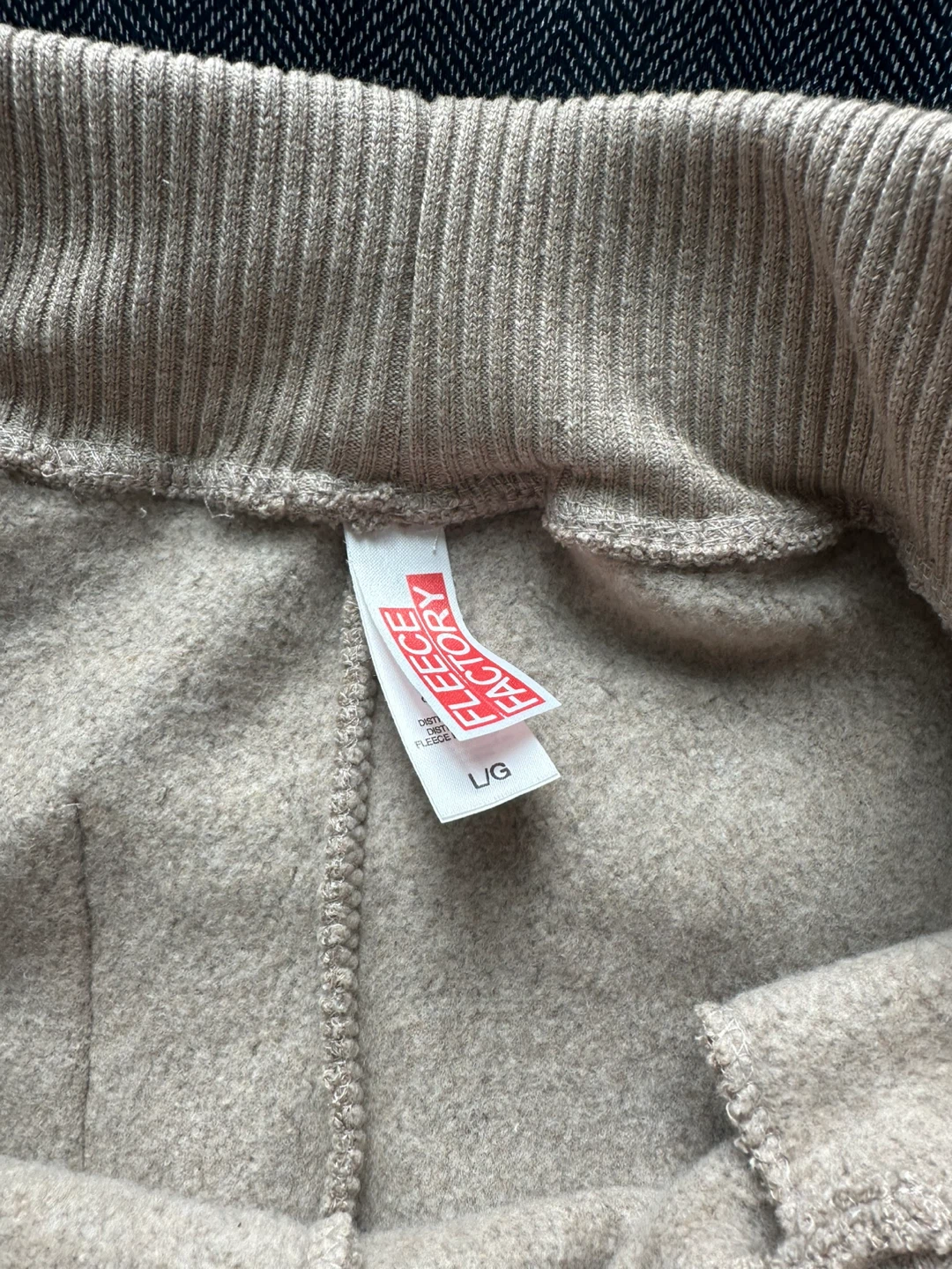 Fleece Factory & SNFL Sweatpants - Size L/G - photo 4