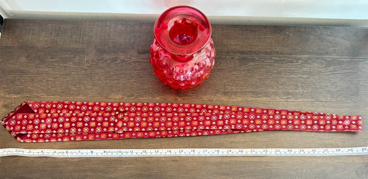 Ermenegildo Zegna 100% silk, made in Italy tie image indicator(6)