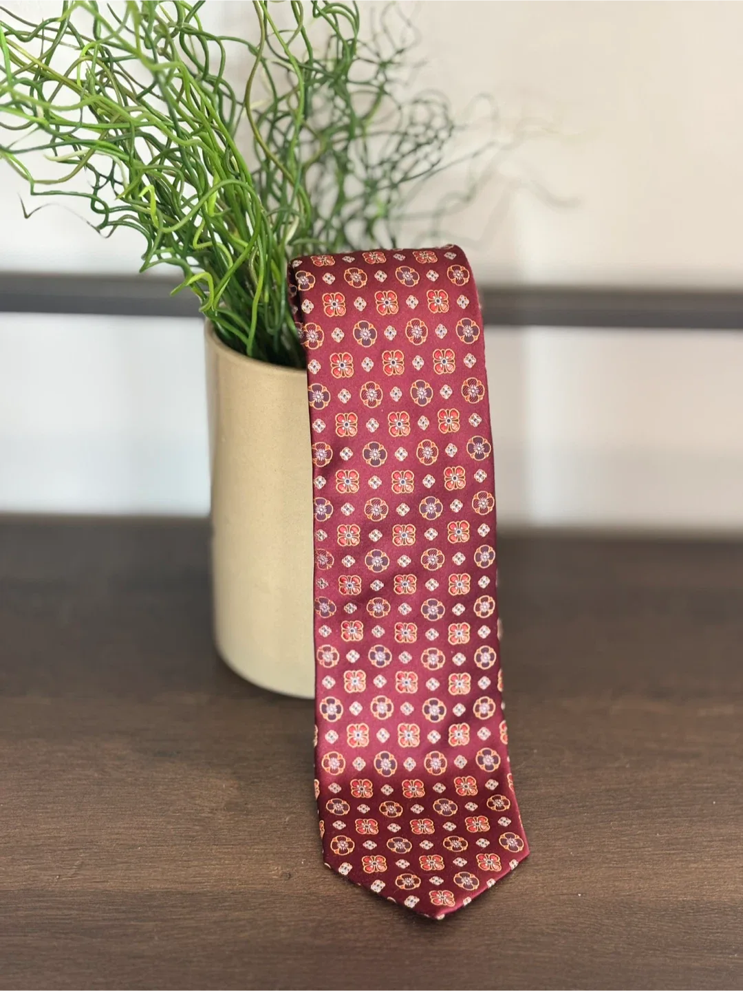 Ermenegildo Zegna 100% silk, made in Italy tie image indicator(8)