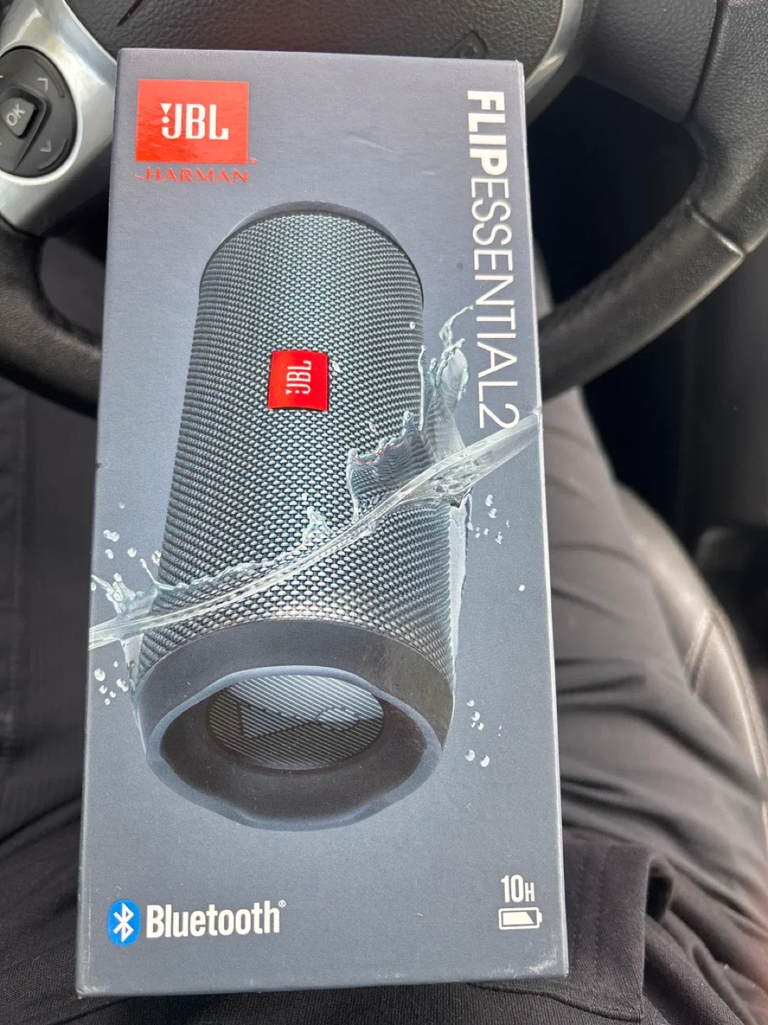 New JBL Flip Essential 2 Bluetooth Speaker thumbnail