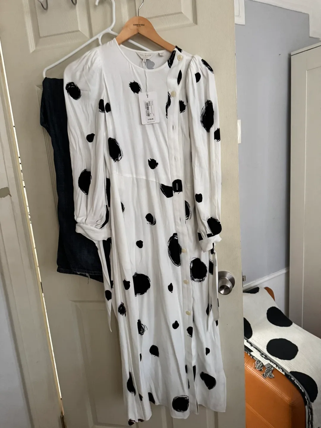 Vestido image indicator(2)