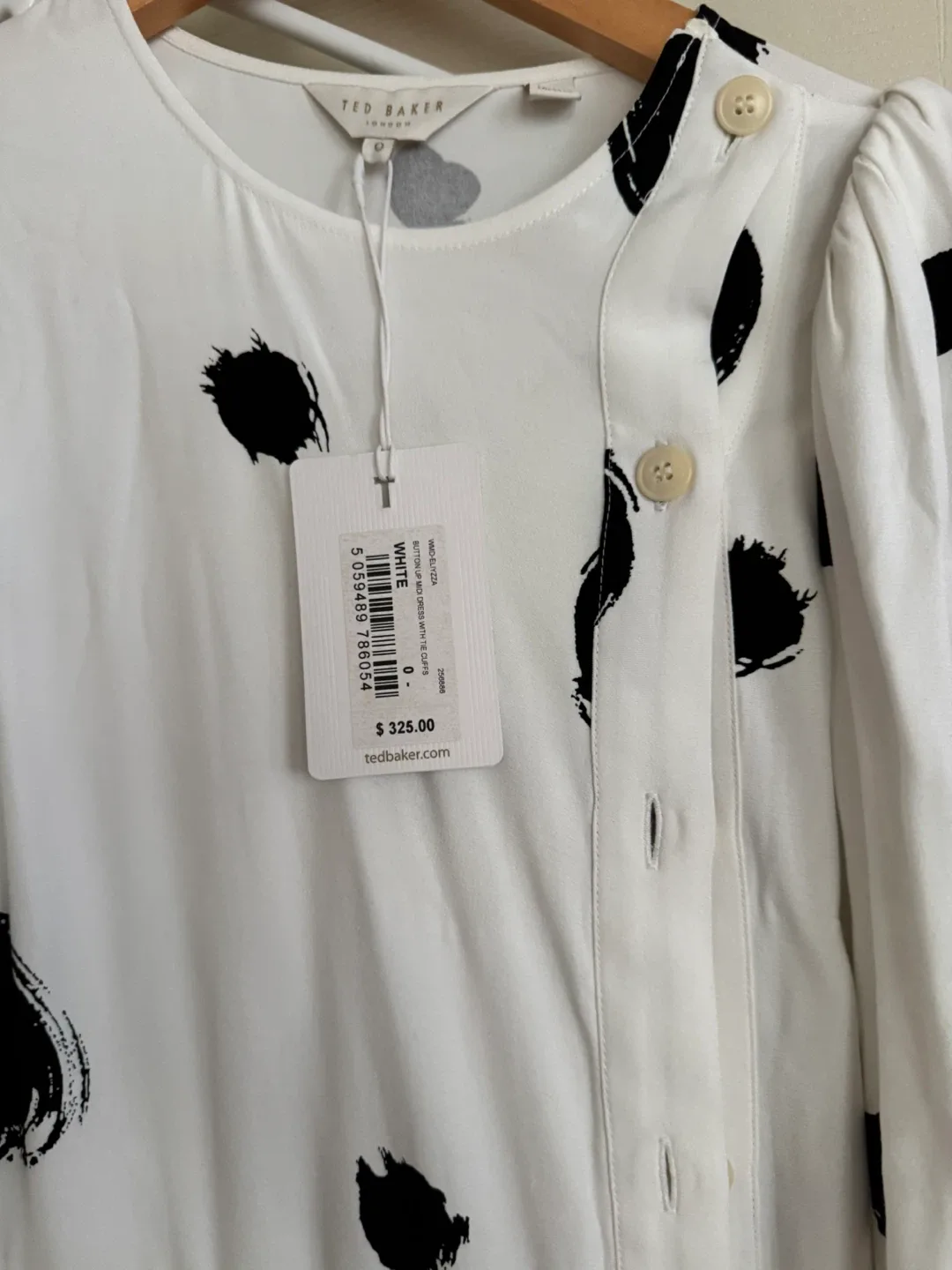 Vestido image indicator(4)