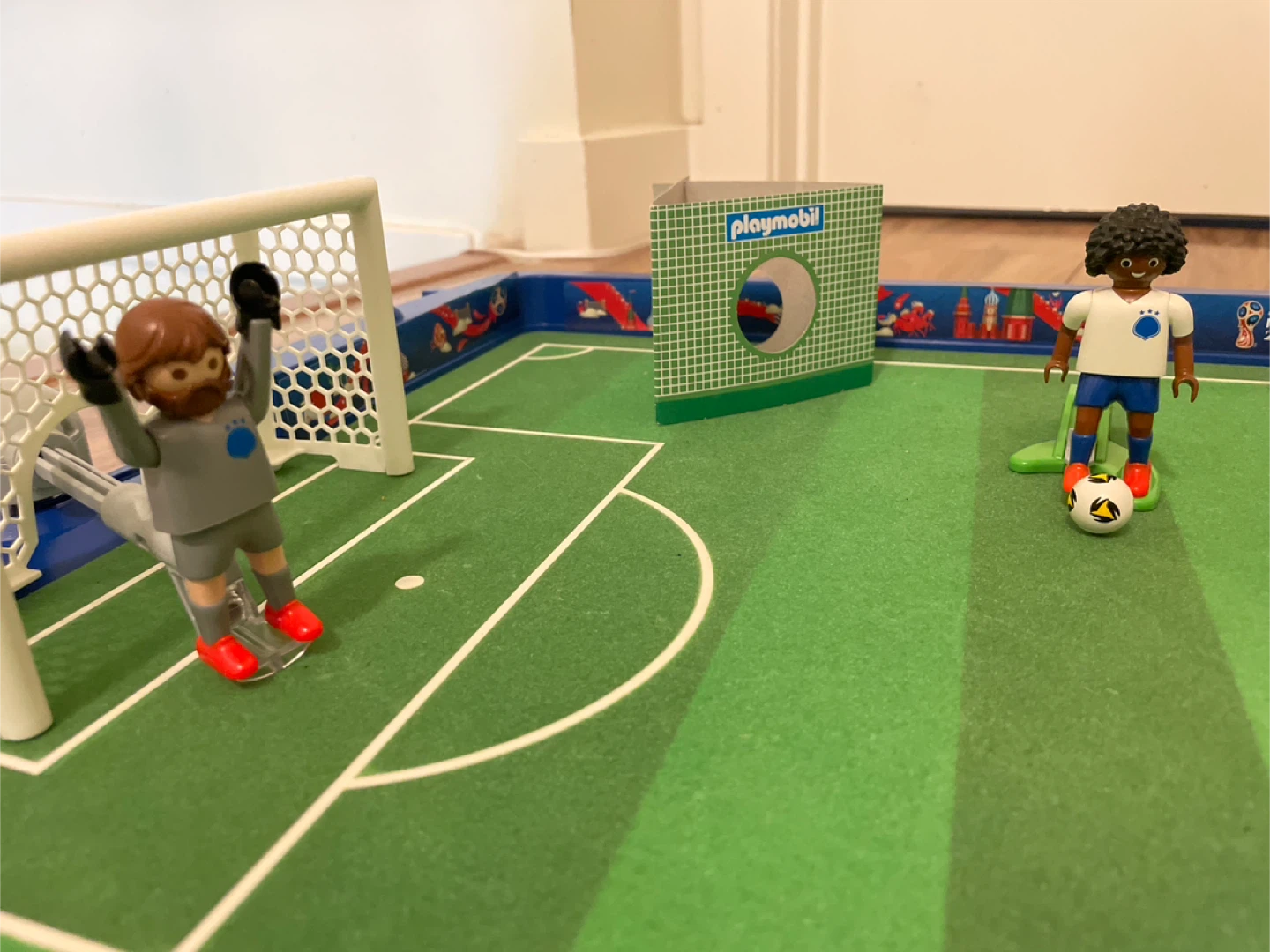 Playmobil FIFA World Cup Soccer Set - photo 2