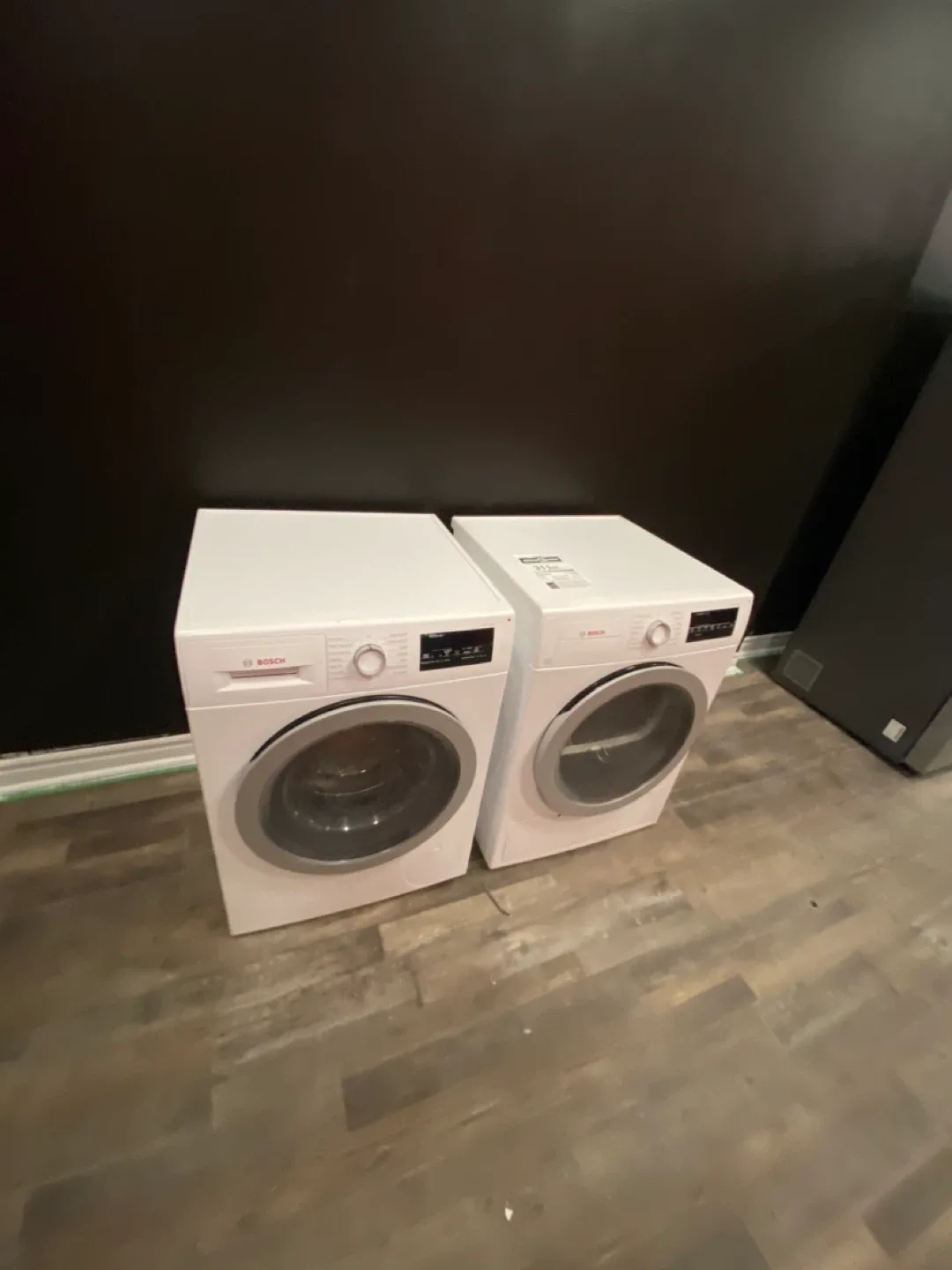 Bosch Washer and Dryer Set - White image indicator(4)