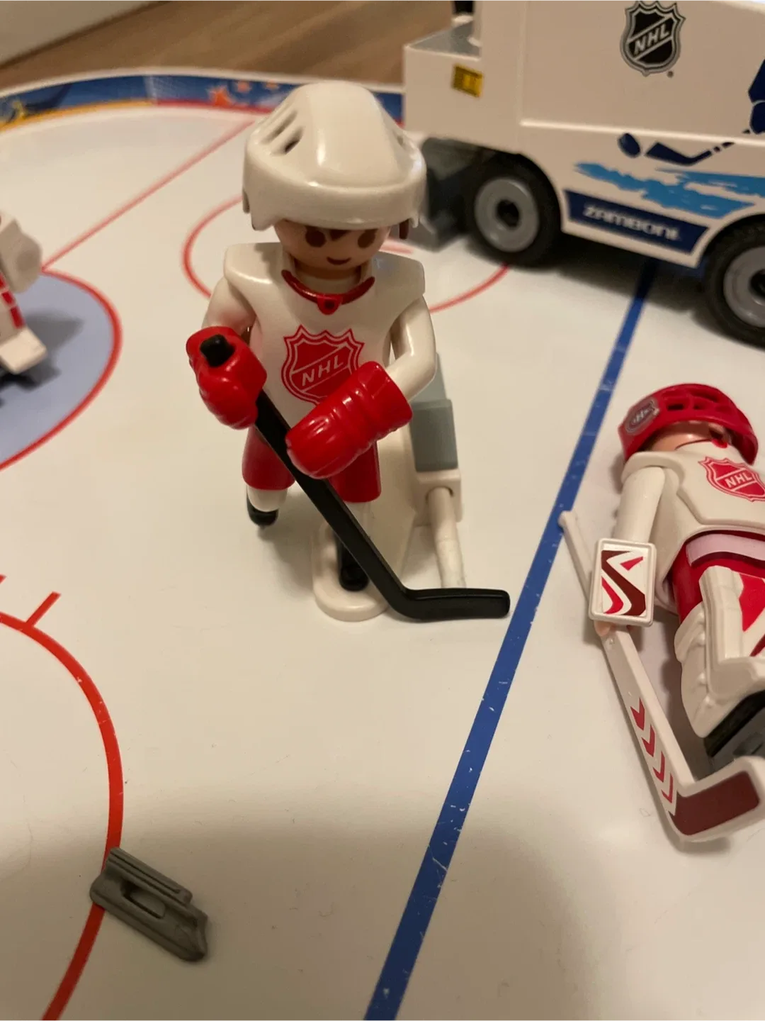 Playmobil NHL Hockey Arena plus extras image indicator(4)
