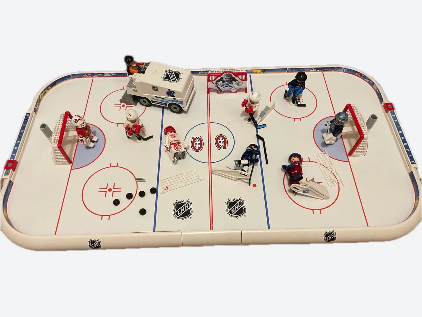 Playmobil NHL Hockey Arena plus extras image indicator(7)