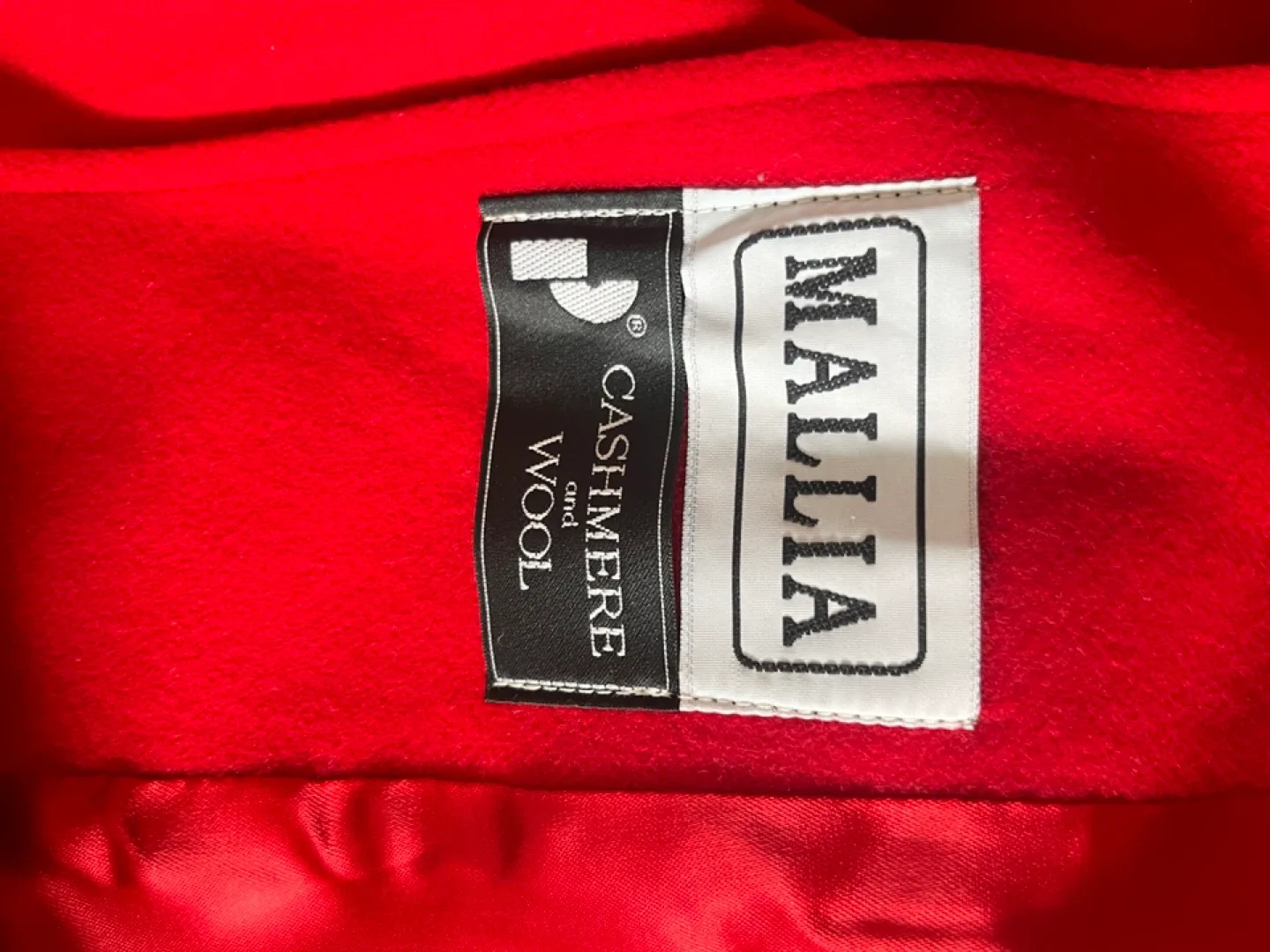 Malia Red Wool Cashmere Coat S/P image indicator(4)