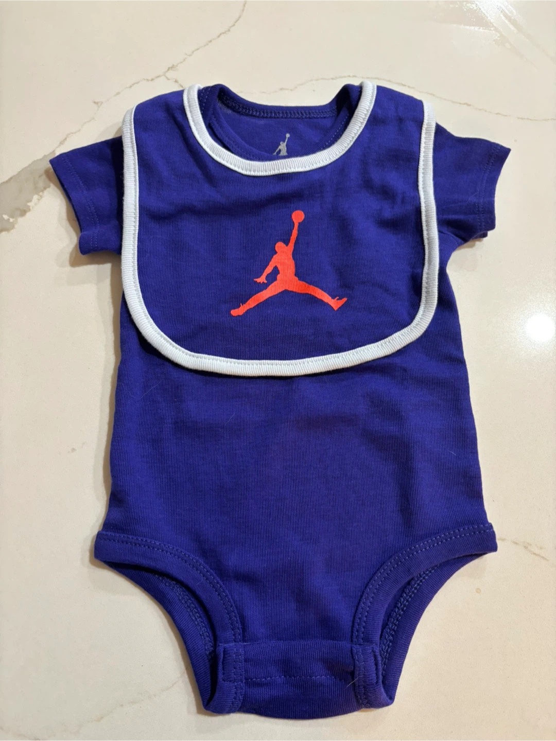 NEW Jordan Baby Bodysuit with Bib - 0-6 Months - photo 5