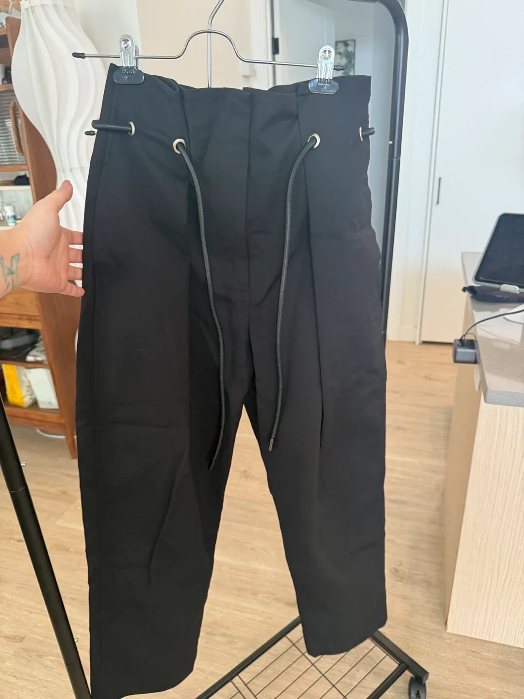 Black Trousers thumbnail