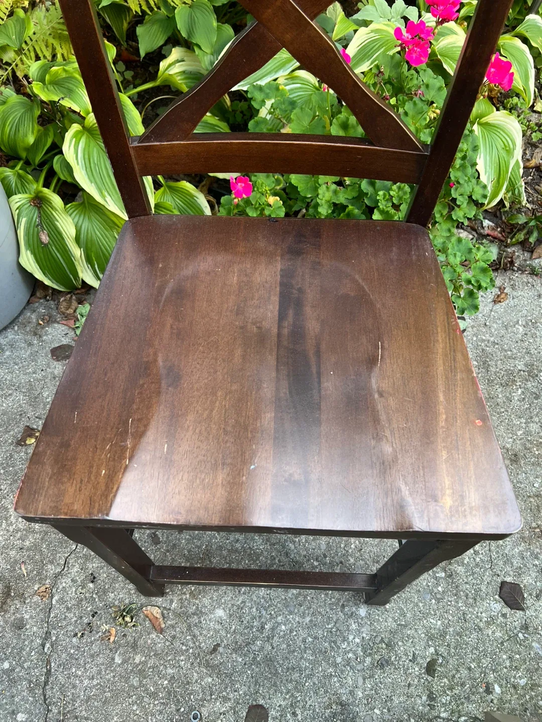 Sturdy bar stools - set of 4 image indicator(3)