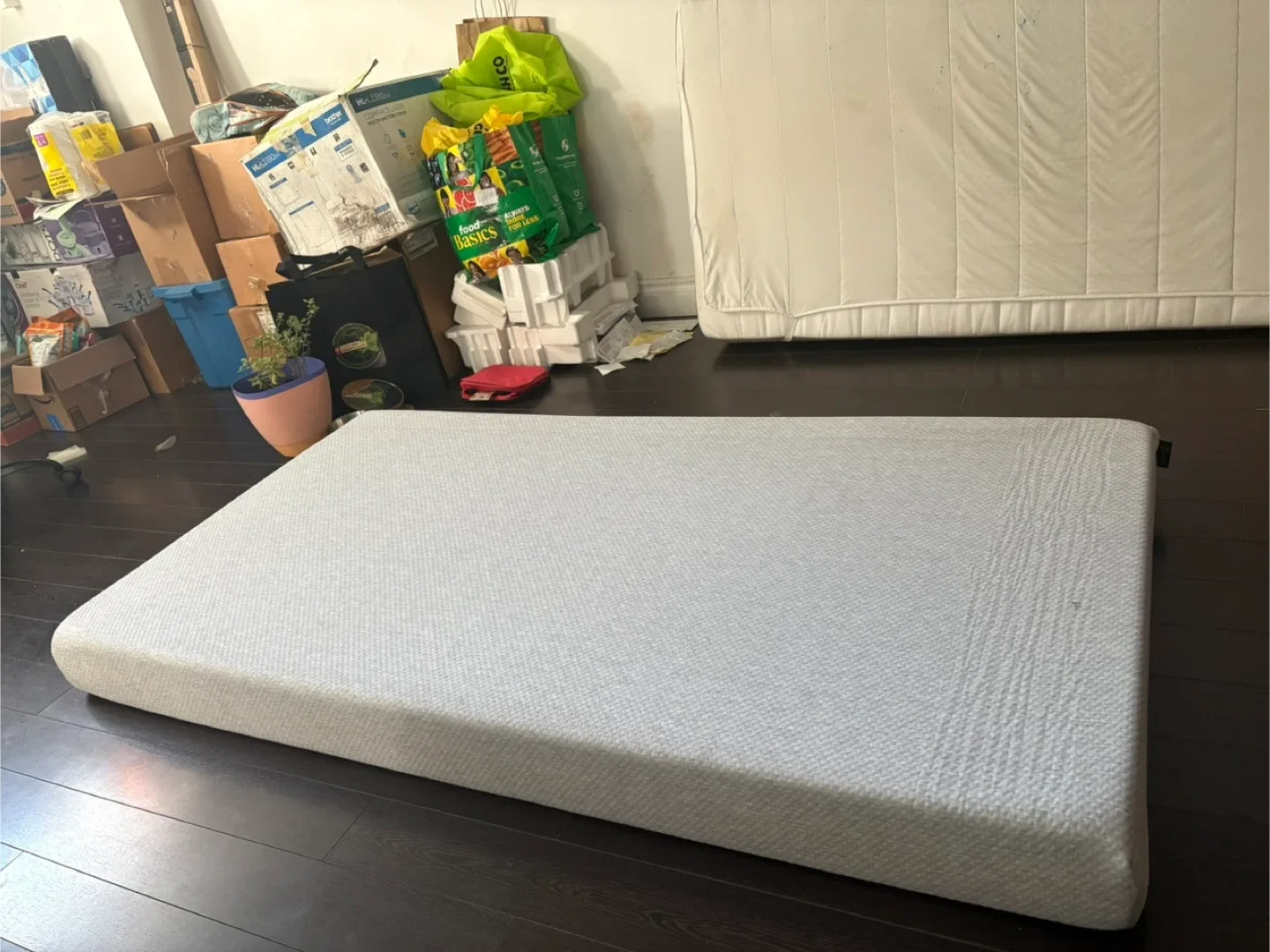 Grey Mattress image indicator(2)