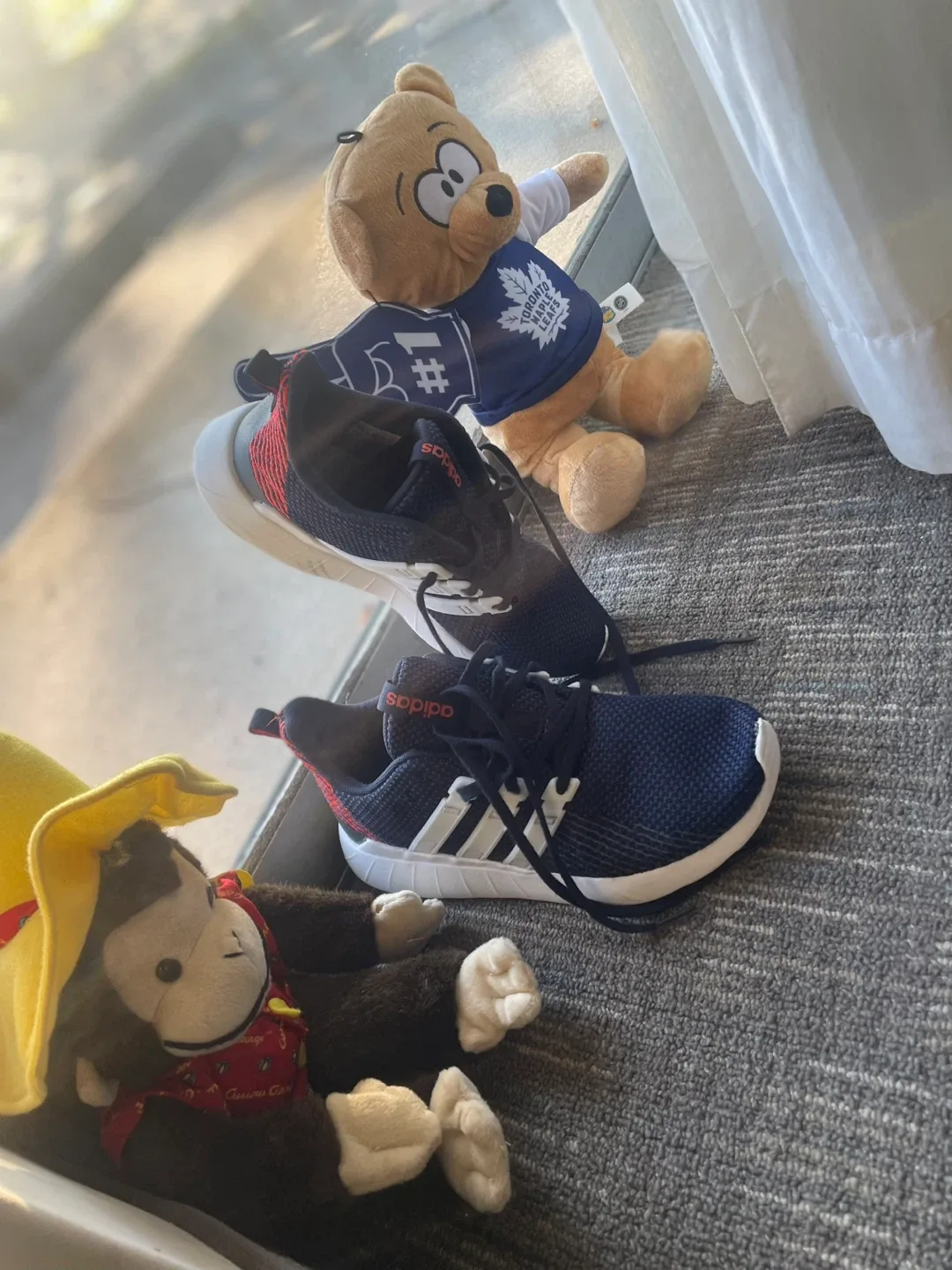 Adidas Questar Flow NXT Shoes - Size 5.5 image indicator(4)