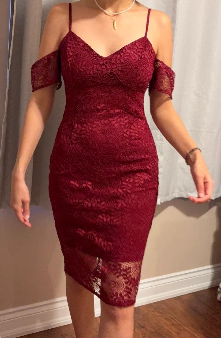 GUESS Fall Wine evening dress Size 4
