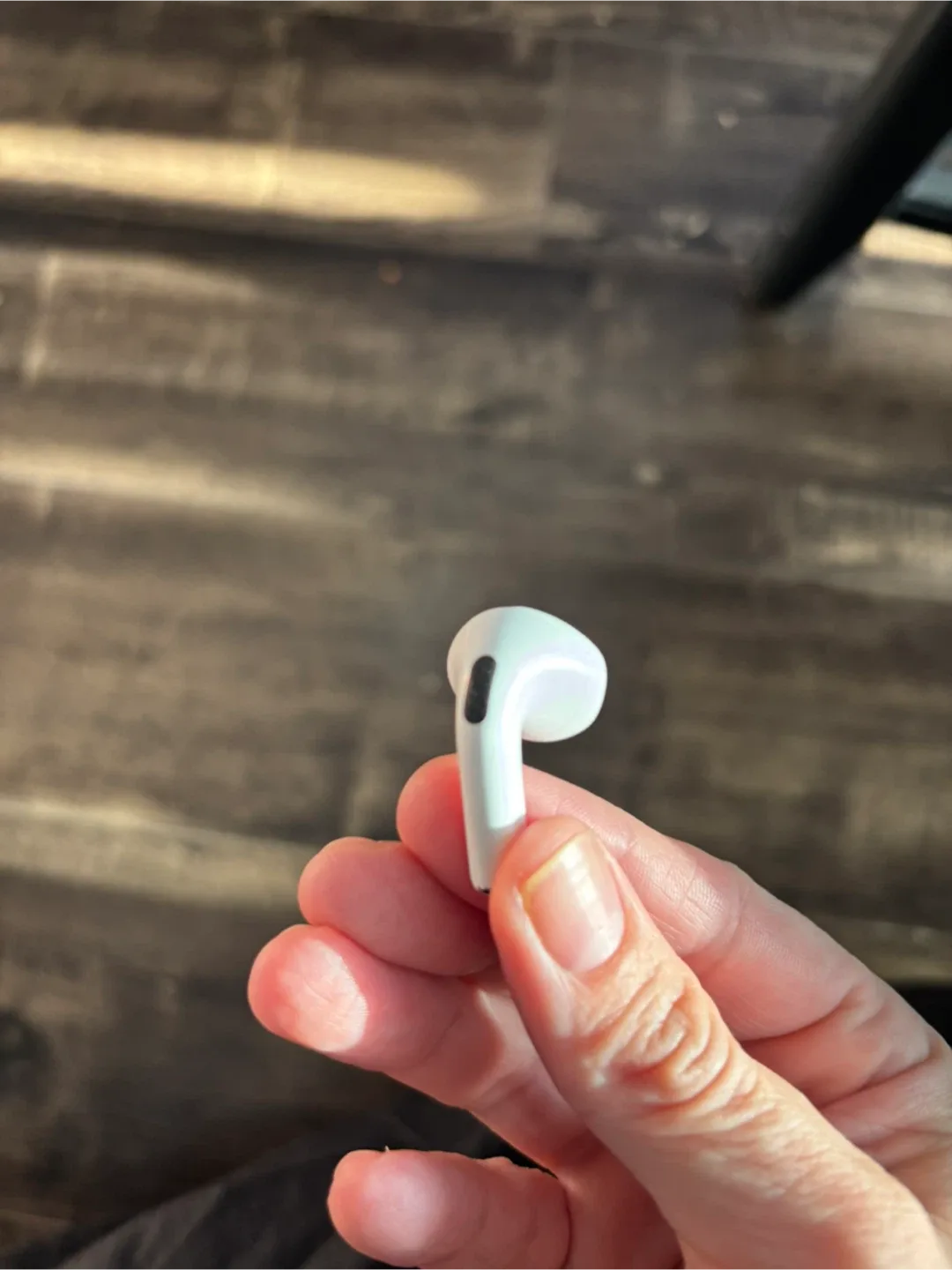 Apple AirPod Pro (Single Right Earbud) image indicator(3)