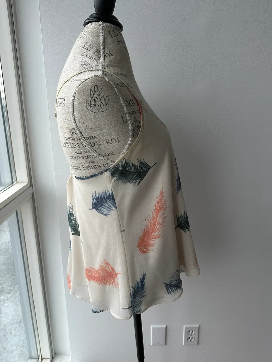 Forever 21 Feather Print Cami Top image indicator(2)