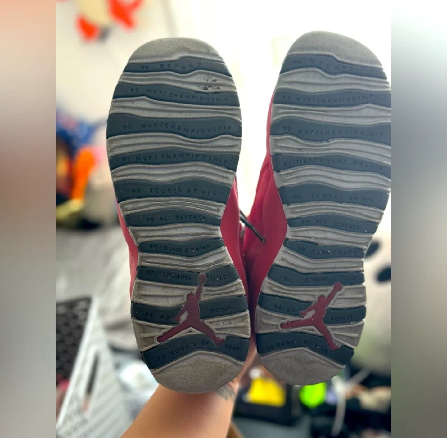 Air Jordan 10 Retro Bulls over Broadway GS image indicator(7)