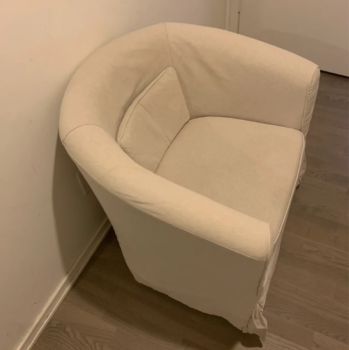 IKEA TULLSTA Armchair - Beige image indicator(2)