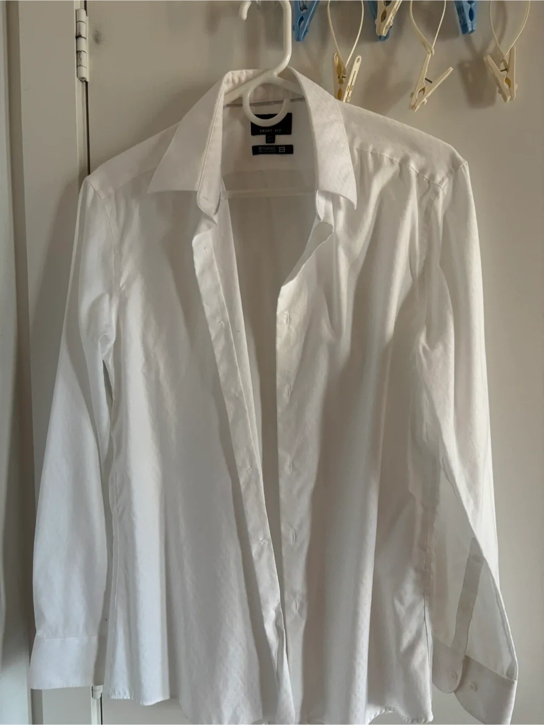 White shirt thumbnail