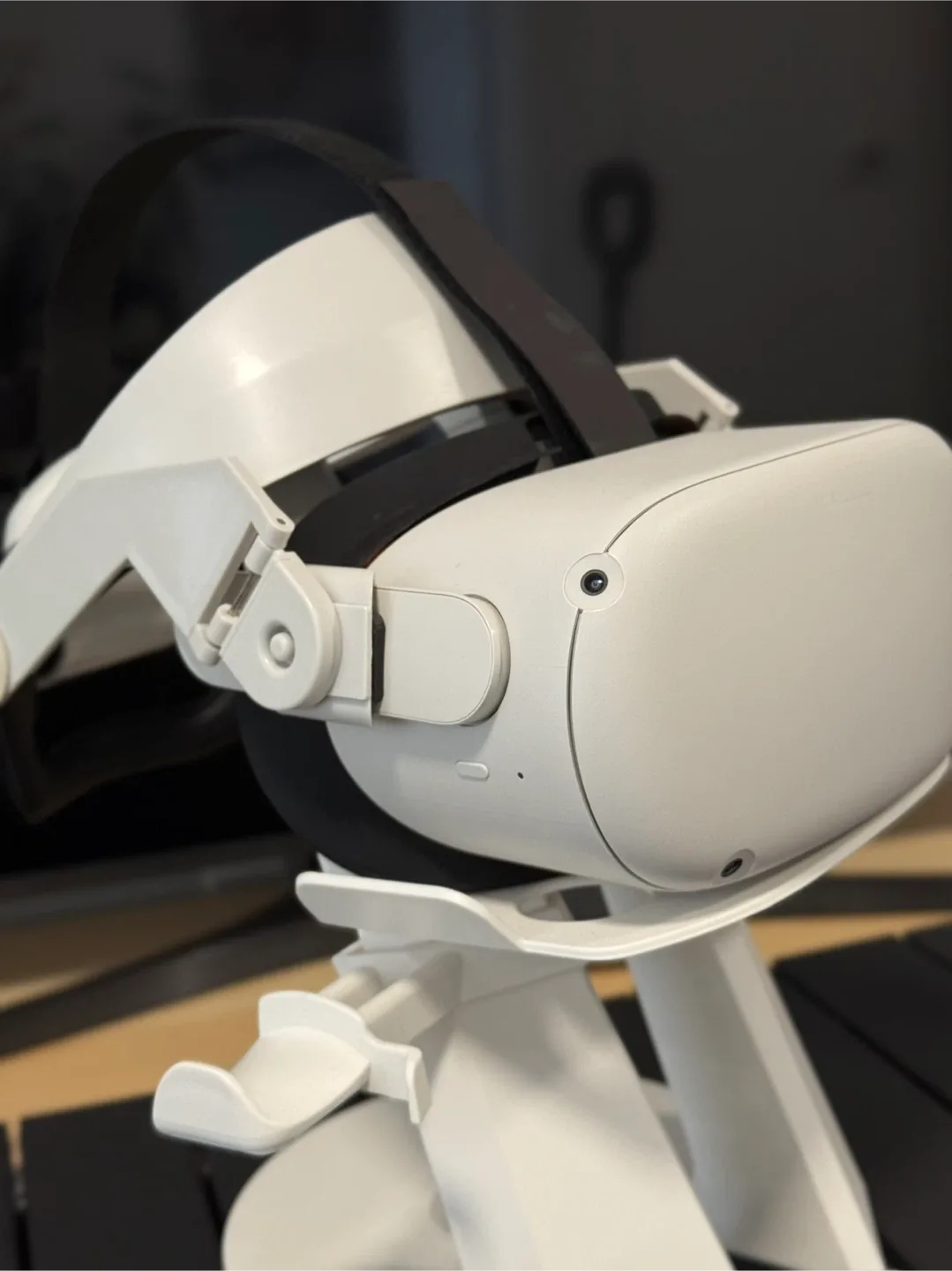 Meta Quest 2 VR Headset 256G image indicator(3)