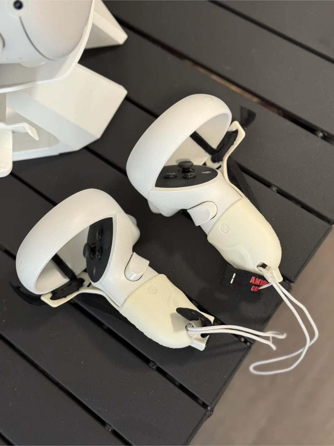 Meta Quest 2 VR Headset 256G image indicator(2)