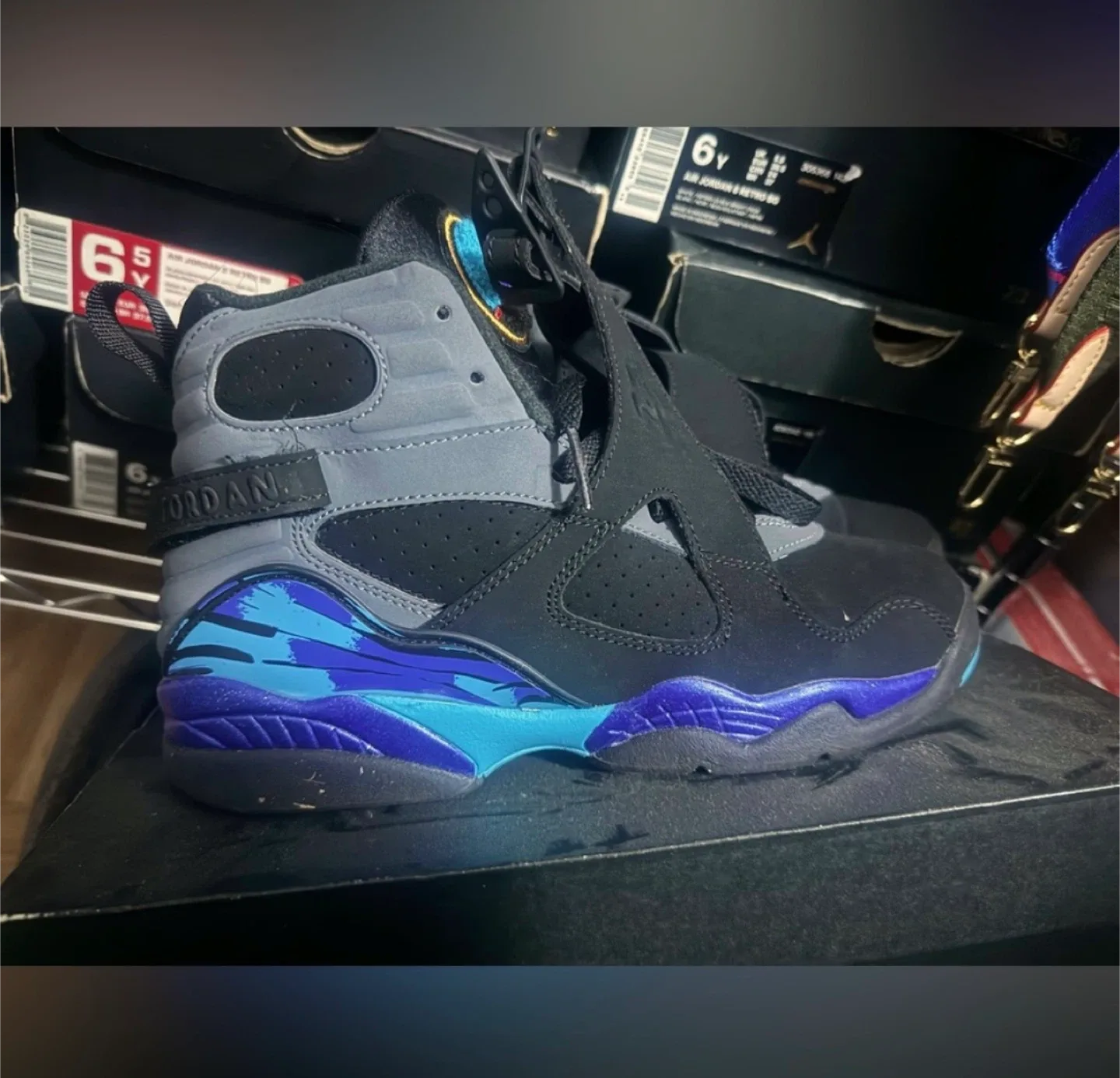 Air Jordan 8 Retro Aqua’s GS Youth Size 6Y image indicator(2)