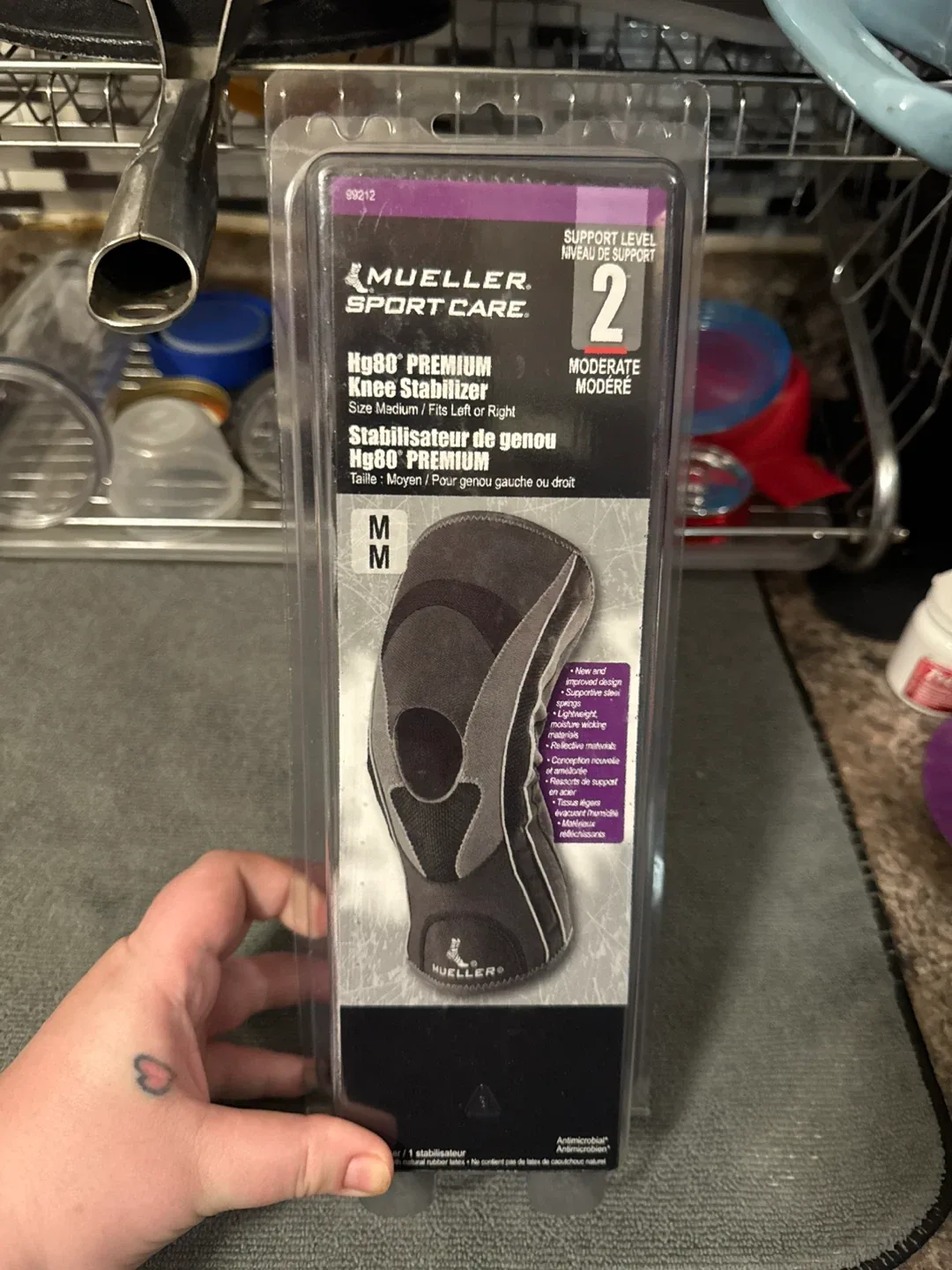 Mueller Hg80 Premium Knee Stabilizer - Size Medium image indicator(3)