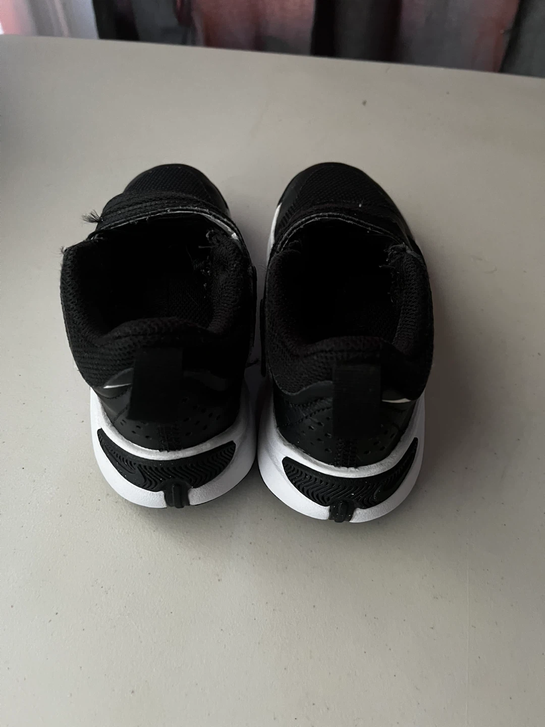 Nike Toddler Black/White Shoes - photo 3