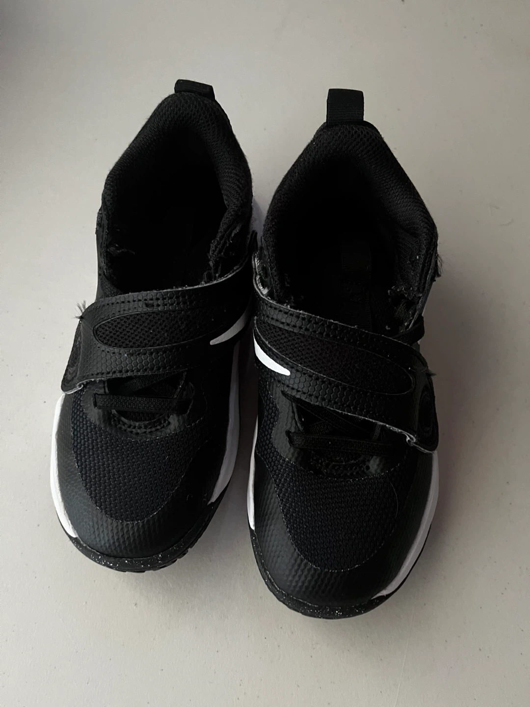 Nike Toddler Black/White Shoes - photo 2