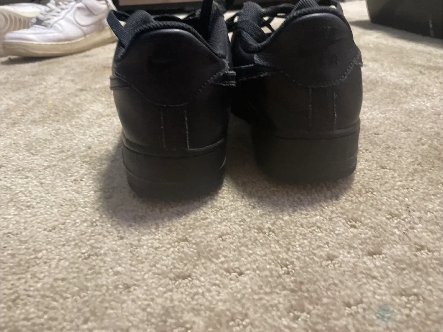 Nike Air Force 1 Low Black image indicator(5)