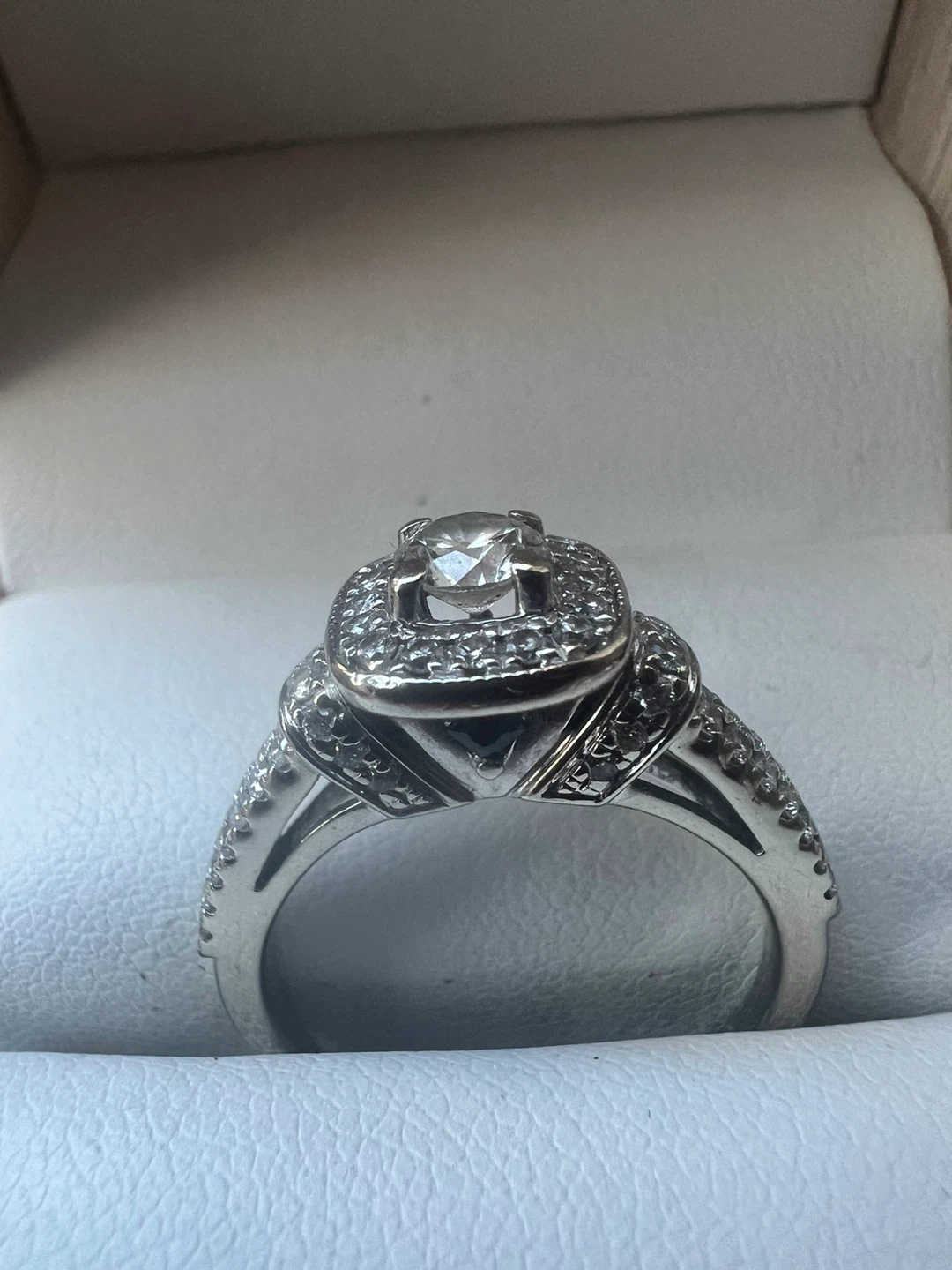 14 k Vera Wang Diamond Ring - photo 2