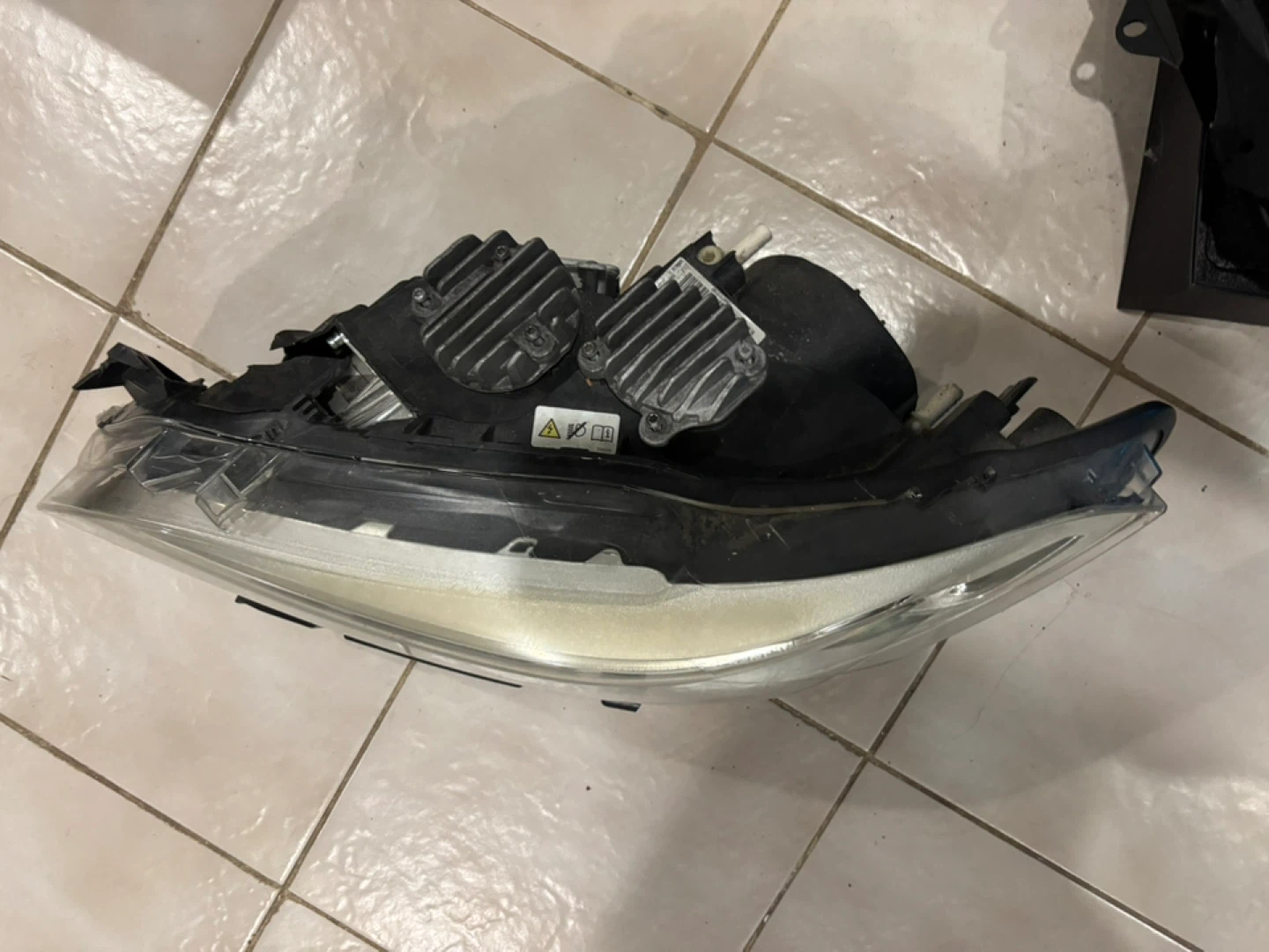 BMW Headlight Assembly - photo 2