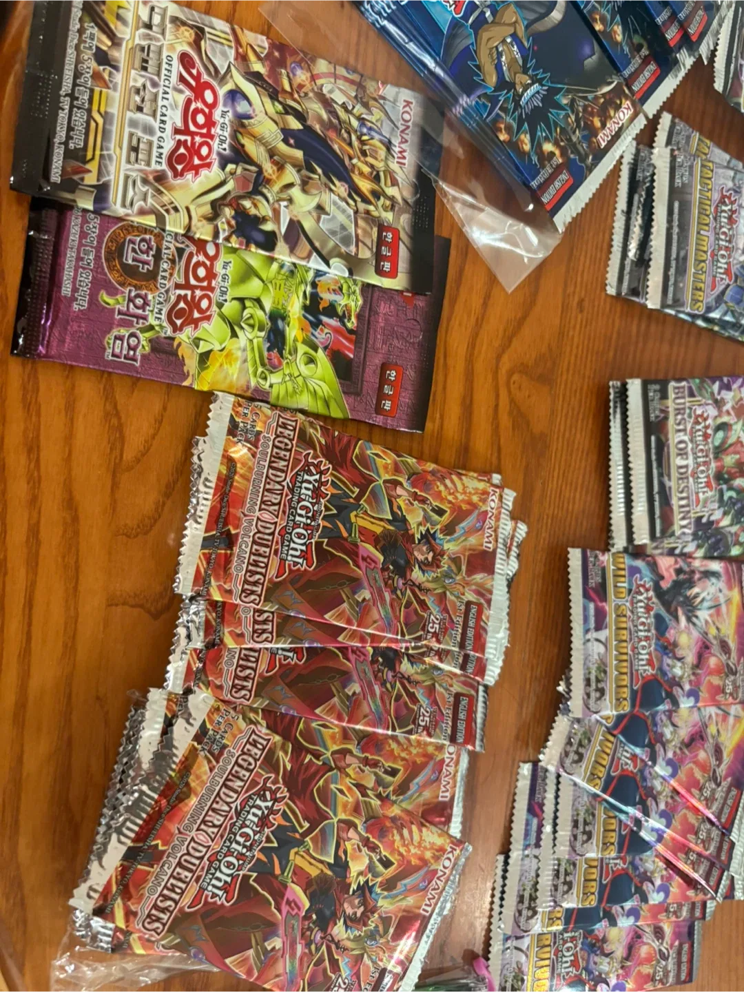 Yu-Gi-Oh! TCG Booster Packs image indicator(3)