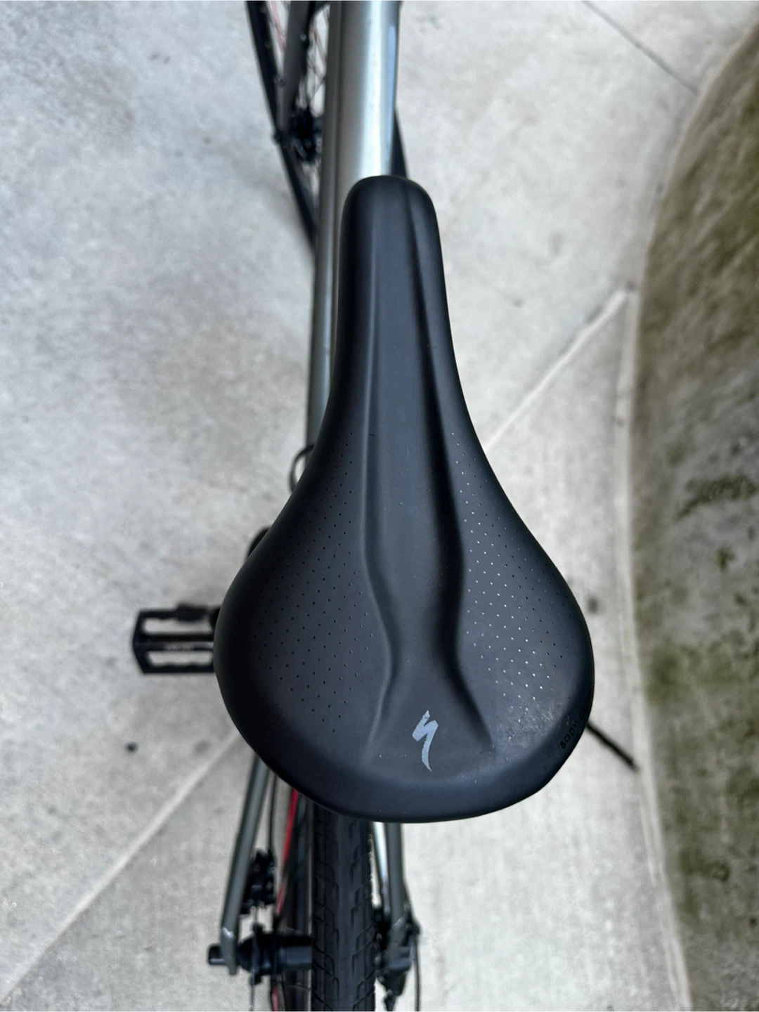 Specialized Sirrus 24 Speed Hybrid Bike with disc brakes - photo 3