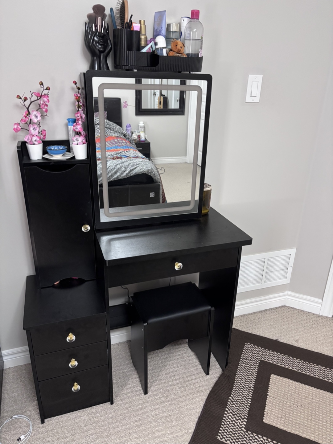 Black Vanity Table with Lighted Mirror