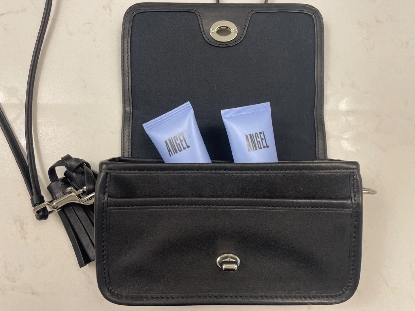 Coach Black Leather Crossbody Bag image indicator(3)